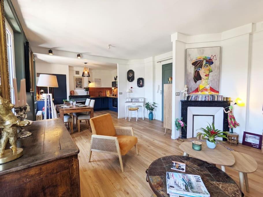 Appartement L'idéal hyper centre-ville Charleville-Mézières Esterno foto