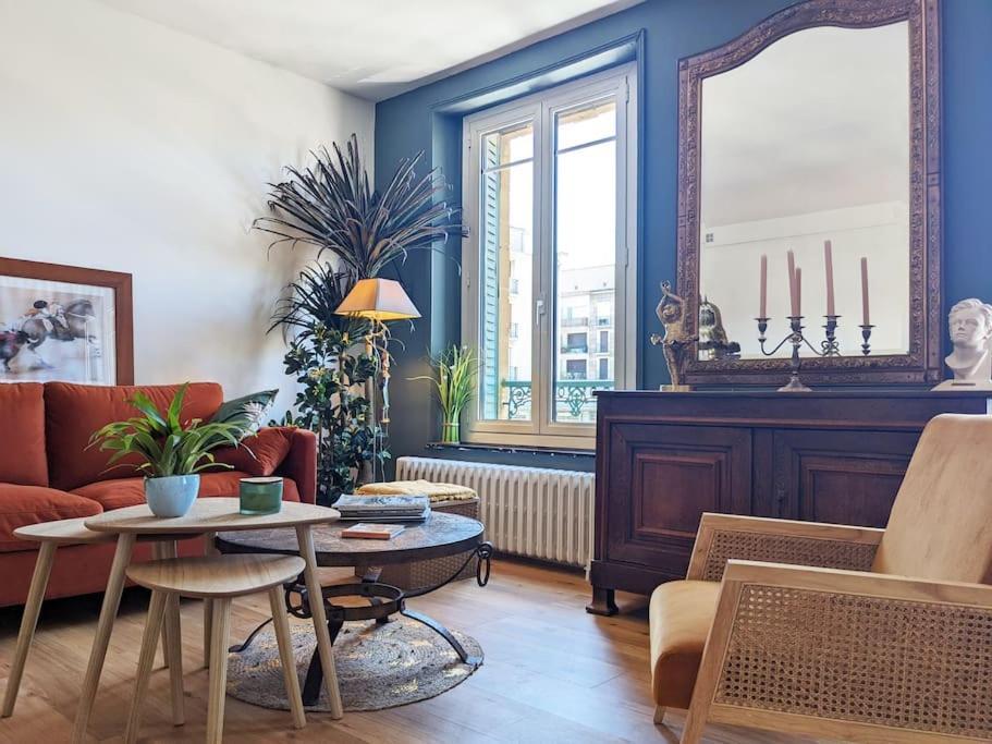 Appartement L'idéal hyper centre-ville Charleville-Mézières Esterno foto