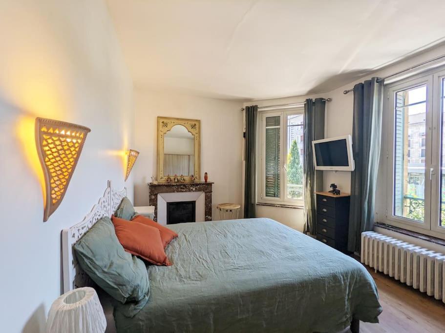 Appartement L'idéal hyper centre-ville Charleville-Mézières Esterno foto