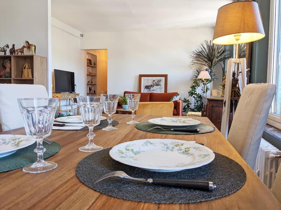 Appartement L'idéal hyper centre-ville Charleville-Mézières Esterno foto